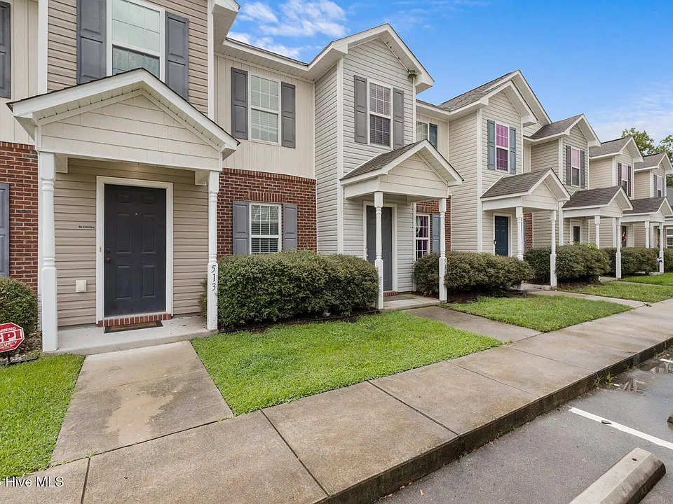 515 Cider Hill Rd