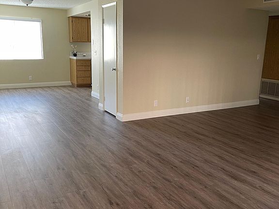 3rd image of 324 E Broadway #F