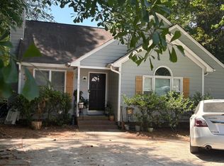 103 Hunter Park Ct, Cary, NC 27511
