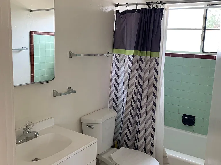 3460 E Glenn St — Photo 7