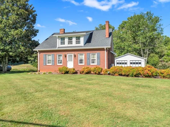 1664 Moravian Falls Rd, Wilkesboro, NC 28697