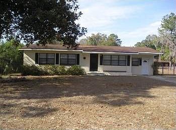 1st image of 618 NW Holiday Dr