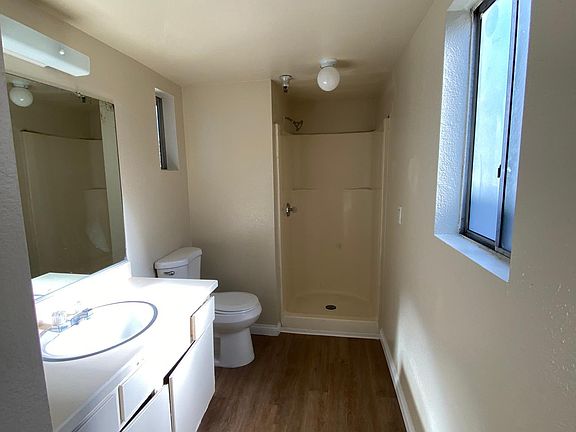 3rd image of 1518 French St #108