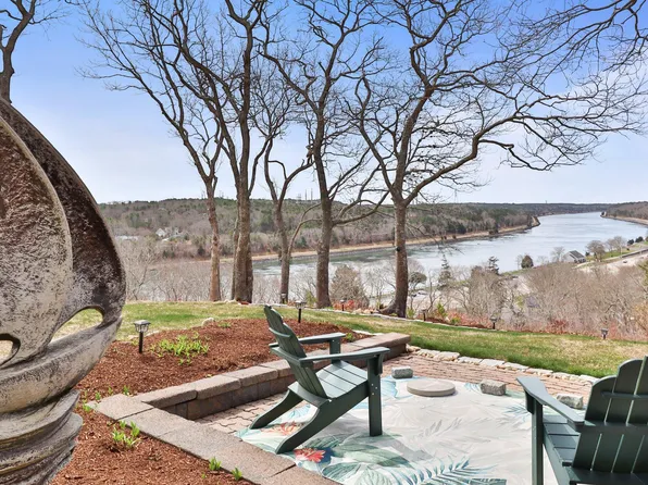 1 Bittersweet Lane #G1, Buzzards Bay, MA 02532