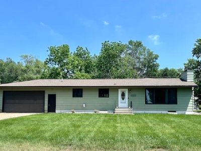 1046 Cherry St, Ocheyedan, IA, 51354