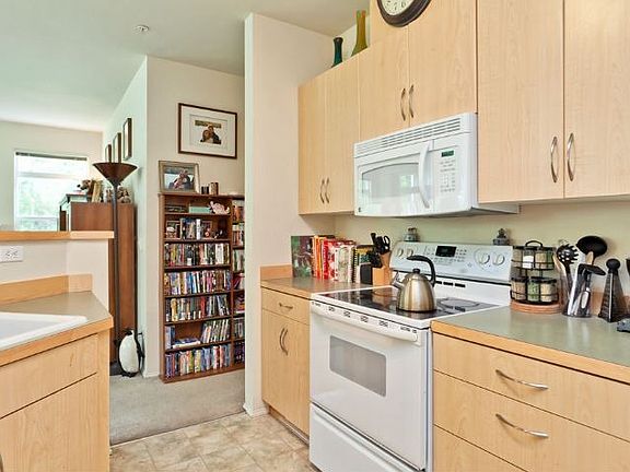 Spacious Kitchen