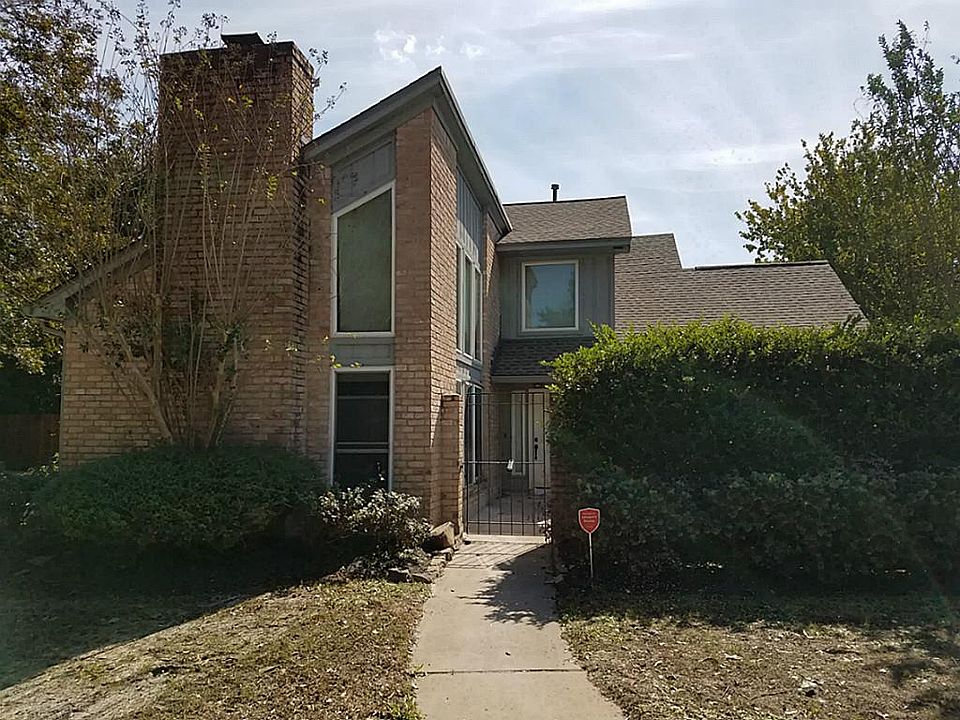 1st image of 15603 Tumbling Rapids Dr