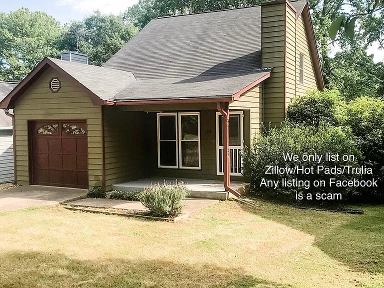 165 Wakefield Trce — Photo 1