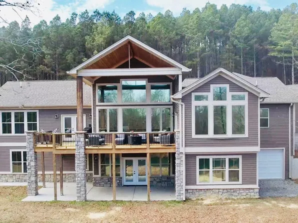 1184 McConnell Xing, La Fayette, GA 30728