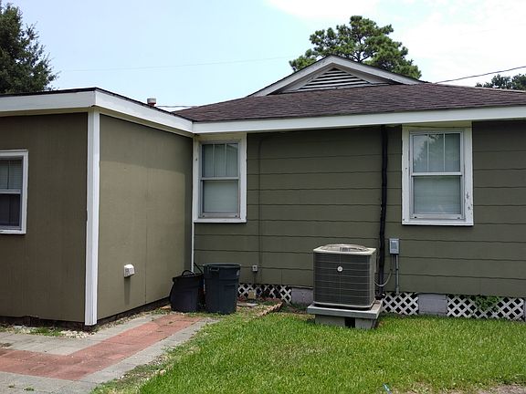 4th image of 1407 Moisant Dr