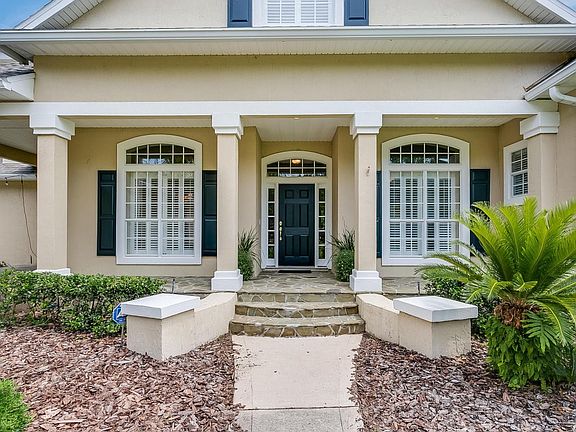 002_Entryway