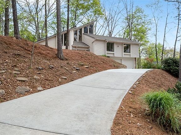5th image of 740 Rio Grande Dr
