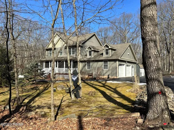 129 Cloudcrest Dr, Hawley, PA 18428