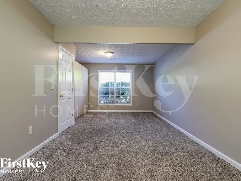 5370 Princeton Oaks Dr — Photo 6
