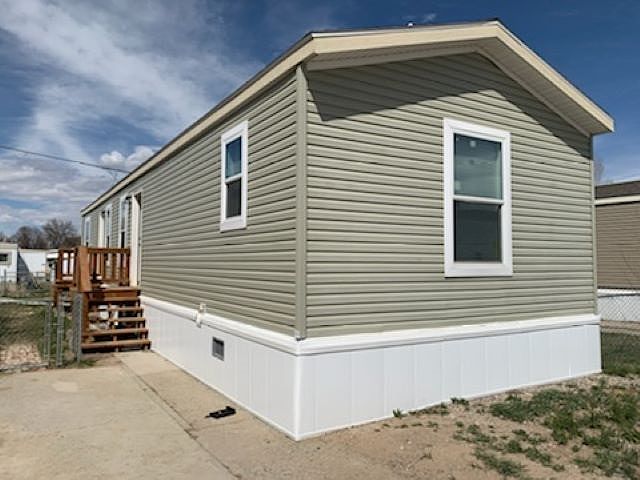 1st image of 333 Washakie Ave