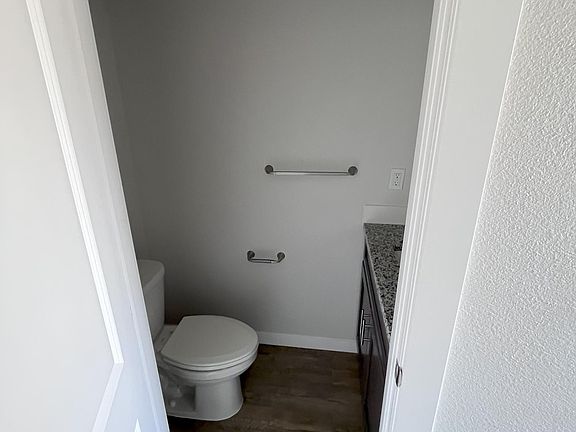 3rd image of 13628 E Rich Ave