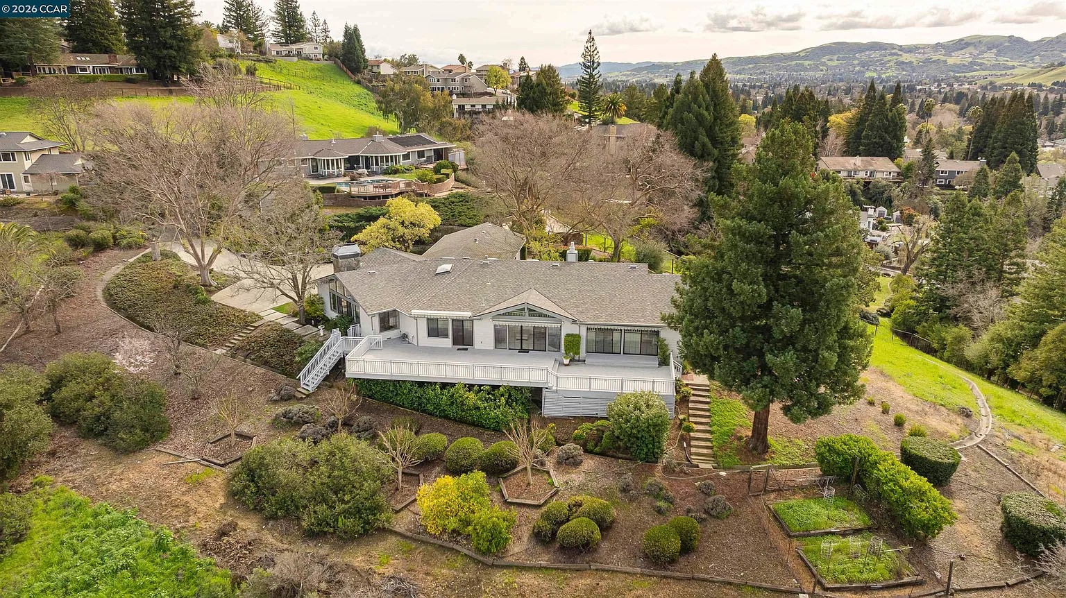 333 Merrilee Pl photo 1