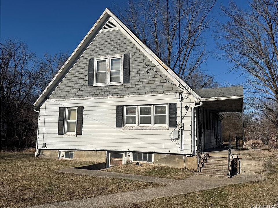 2nd image of 2717 Chestnut St