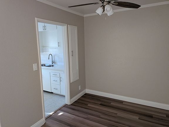 3rd image of 1130 Bennett Ave #3