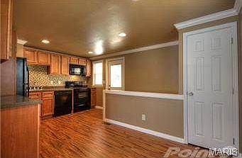 4th image of 8101 Bloom Dr