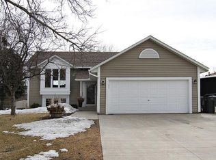 15650 Hallmark Path, Apple Valley, MN 55124