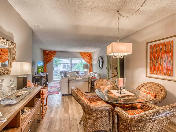 3rd image of 2640 SW 22nd Avenue #1112