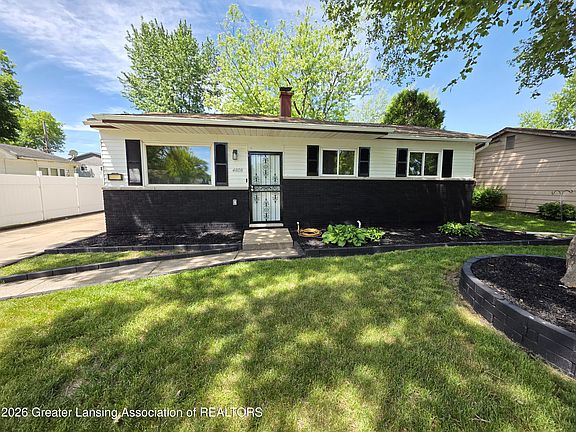 2nd image of 4808 Anson St