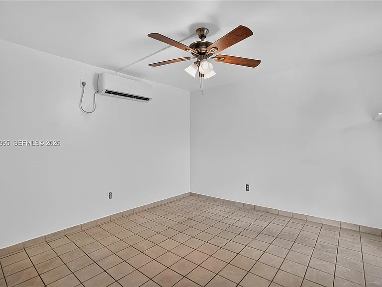 1600 S Le Jeune Rd #10 — Photo 6