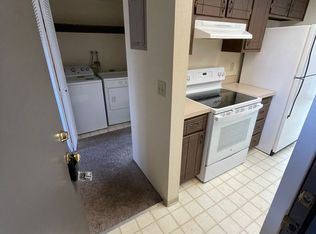 8860 Pacific Ave NW APT 6, Silverdale, WA 98383