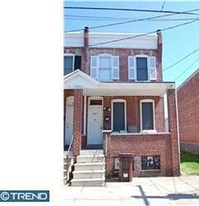 1st image of 2815 W 2nd St