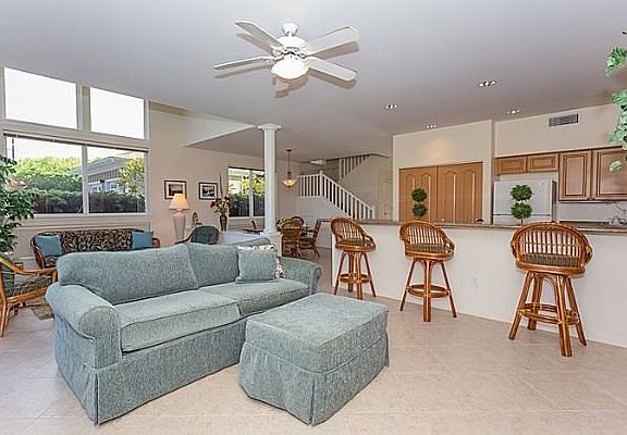 2nd image of 75-6060 Kuakini Hwy APT E1