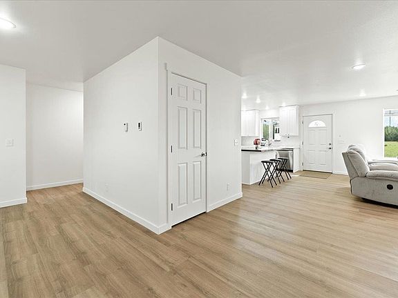 3rd image of 3767 Peter Hawk Ave