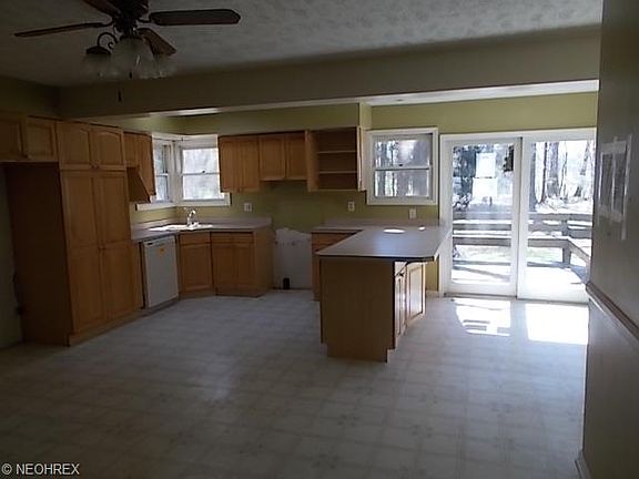 5th image of 5705 Shandle Blvd