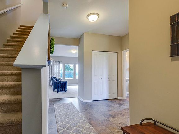 3rd image of 1121 Gardner Pond Ln