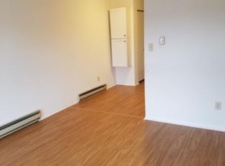 317 W McKinley Rd APT 5, Ottawa, IL 61350