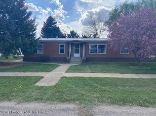 101 Dagnault Ave, Taylor, ND 58656