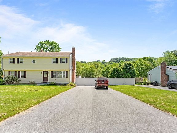 2nd image of 15 Old Farm Rd