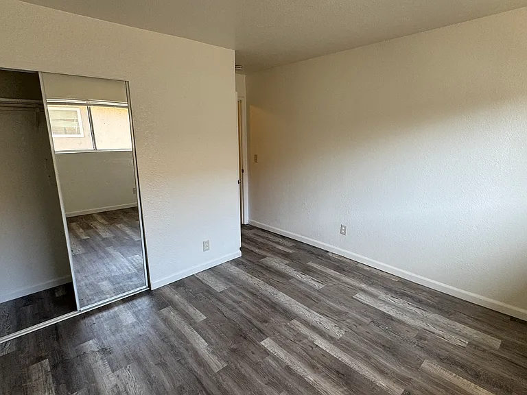 2205 Peppertree Way #2 — Photo 12