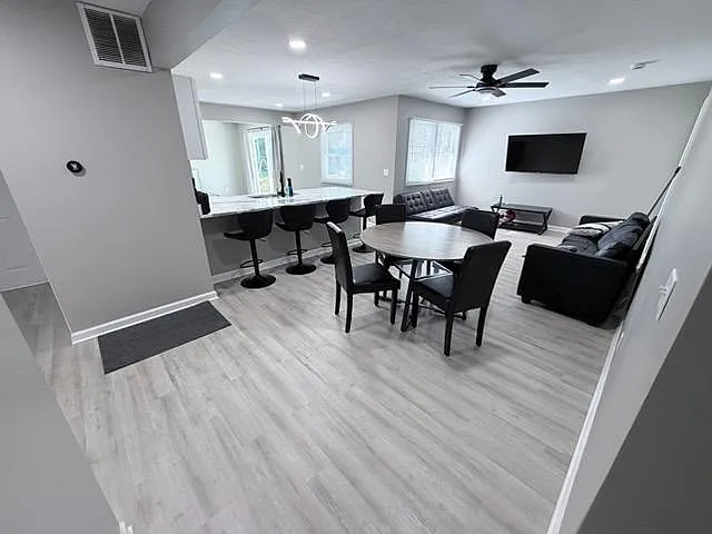 Living Room & Kitchen Peninsula