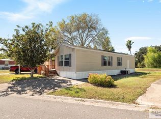 37 N Indian Lake Dr, Los Fresnos, TX 78566