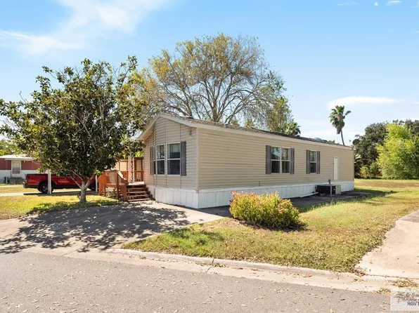 37 N Indian Lake Dr, Los Fresnos, TX 78566