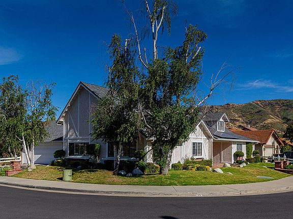 3rd image of 5454 Forestridge Dr