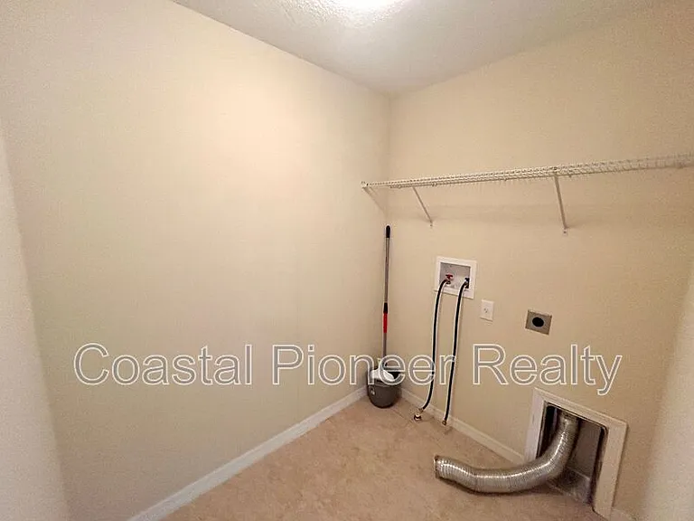 2123 Roanoke Springs Dr — Photo 36