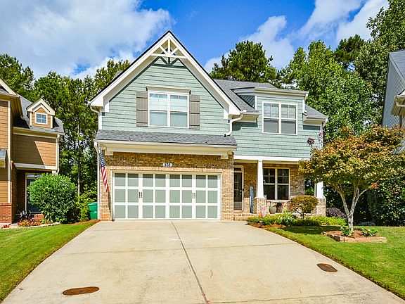 3rd image of 238 Ascott Ln