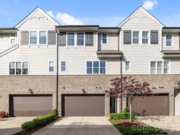 1241 Cotswold Pl, Charlotte, NC 28211