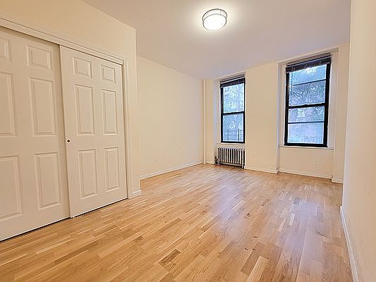 1st image of 239 E 51st St APT 3