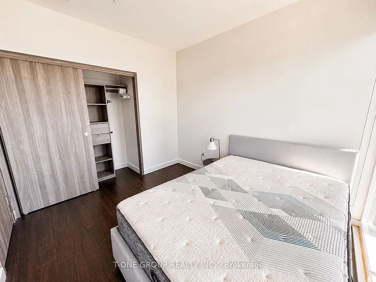 85 McMahon Dr #2507 — Photo 7