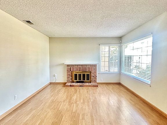 3rd image of 4856 Carrie Ct