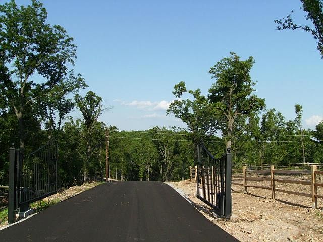 2nd image of 12 Rosebud Primrose Ln