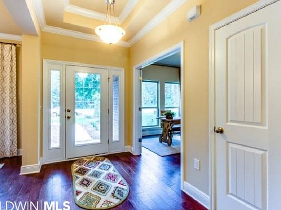 5th image of 330 Stave Mill Dr